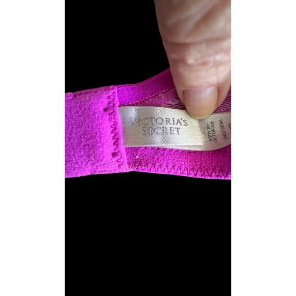 Victoria's Secret Bra 38D Body By Victoria Fuchsia Lace Color Adjustable Straps - Picture 9 of 10